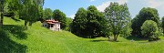 74 La bella radura prativa dei Foppi al Rif. del Monte Zucco